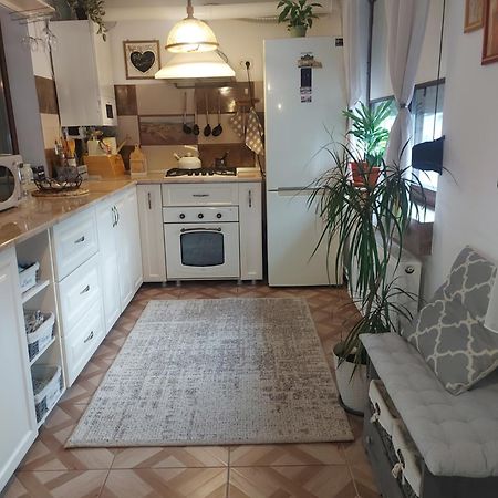 Flomar By The Sea Apartment Мангалия Екстериор снимка