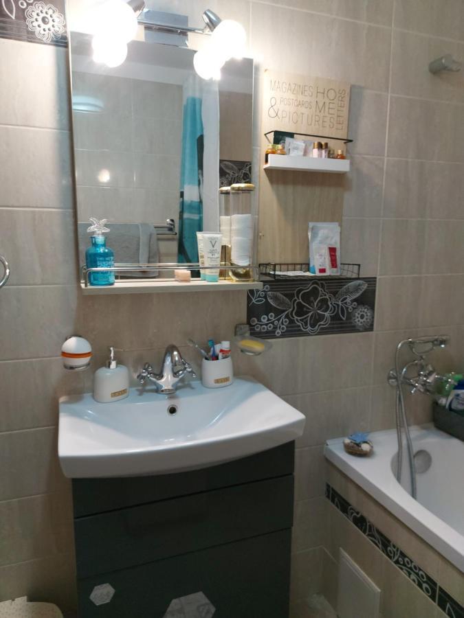 Flomar By The Sea Apartment Мангалия Екстериор снимка